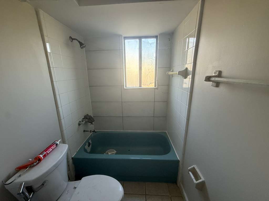 Bathtub before reglazing